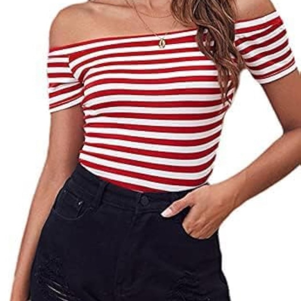 Red and White Fitted Short Sleeve Bodysuit - Picture 3 of 4